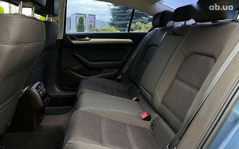 Volkswagen Passat 2015 - фото 22