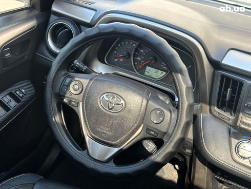 Toyota RAV4 2013 серый - фото 24