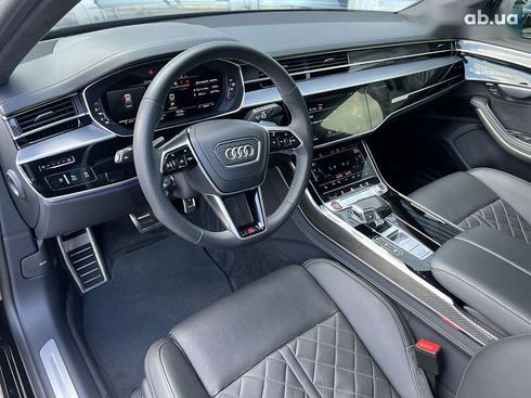 Audi S8 2022 - фото 18