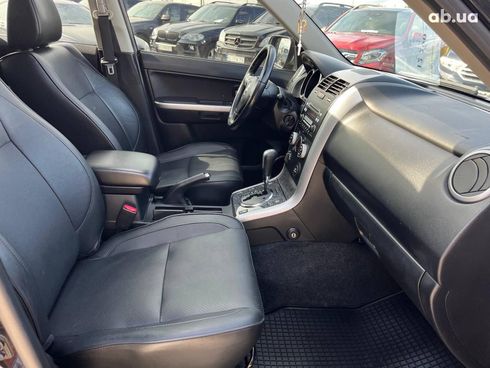 Suzuki Grand Vitara 2010 черный - фото 39