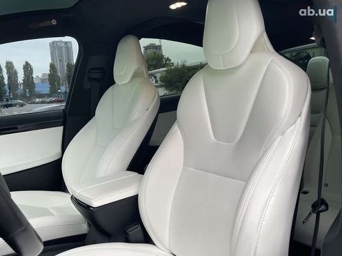 Tesla Model X 2019 - фото 23