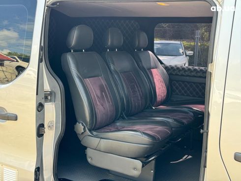 Renault Trafic 2016 серый - фото 31