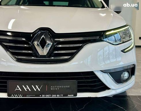 Renault Megane 2018 - фото 8