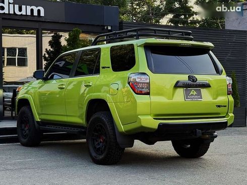 Toyota 4Runner 2021 - фото 19