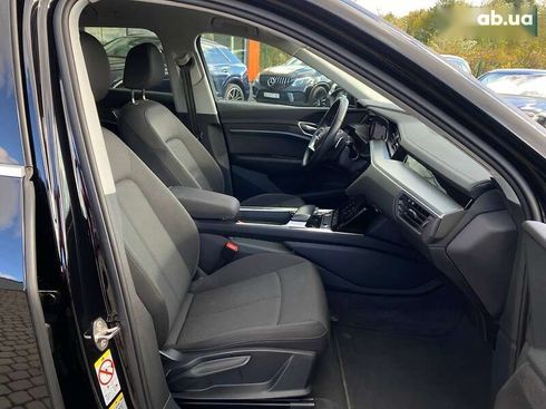 Audi E-Tron 2022 - фото 26