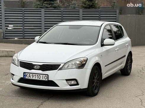 Kia Cee'd 2010 - фото 3