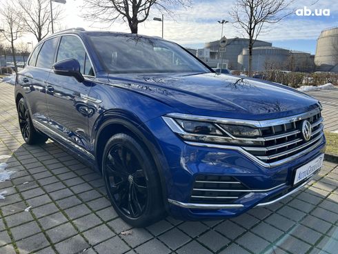 Volkswagen Touareg 2019 - фото 18