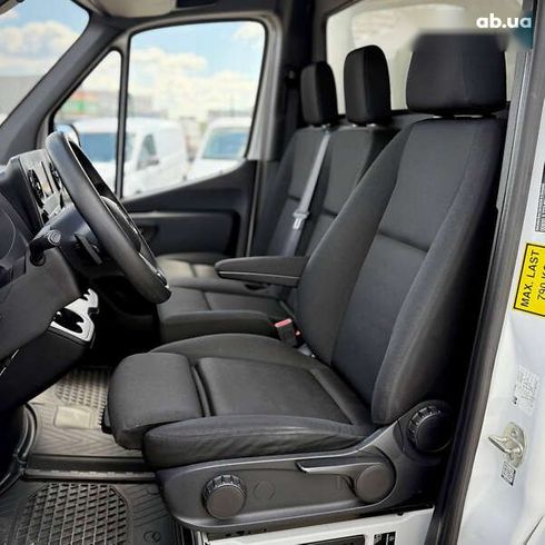 Mercedes-Benz Sprinter 2020 - фото 23
