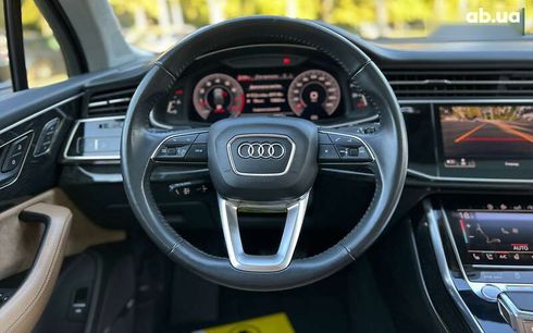Audi Q7 2020 - фото 19