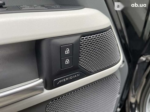 Land Rover Defender 2021 - фото 26