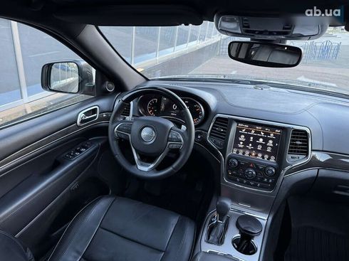 Jeep Grand Cherokee 2018 - фото 16