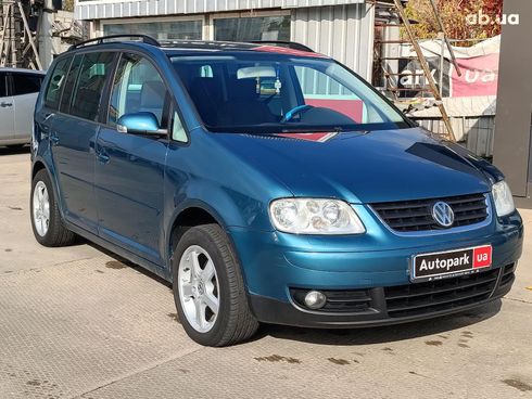 Volkswagen Touran 2005 синий - фото 5