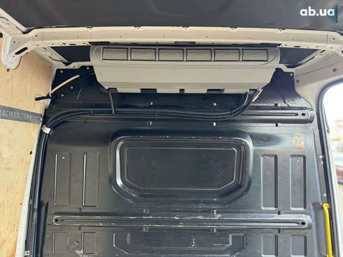 Volkswagen Crafter 2018 - фото 16