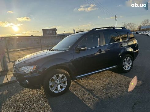 Mitsubishi Outlander 2012 - фото 11
