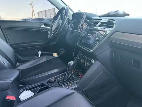 Volkswagen Tiguan 2018 белый - фото 27