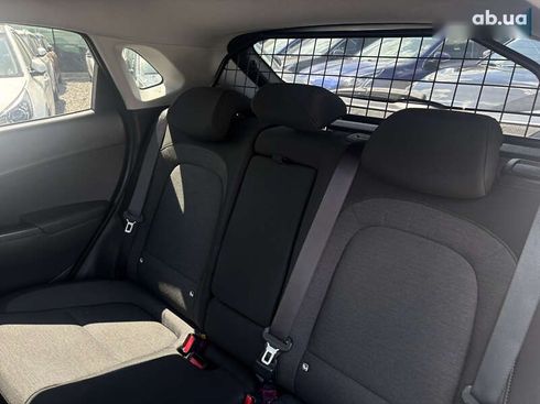 Hyundai Kona Electric 2021 - фото 21