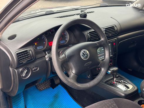 Volkswagen Passat 2001 серый - фото 16