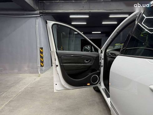 Renault Scenic 2012 - фото 23