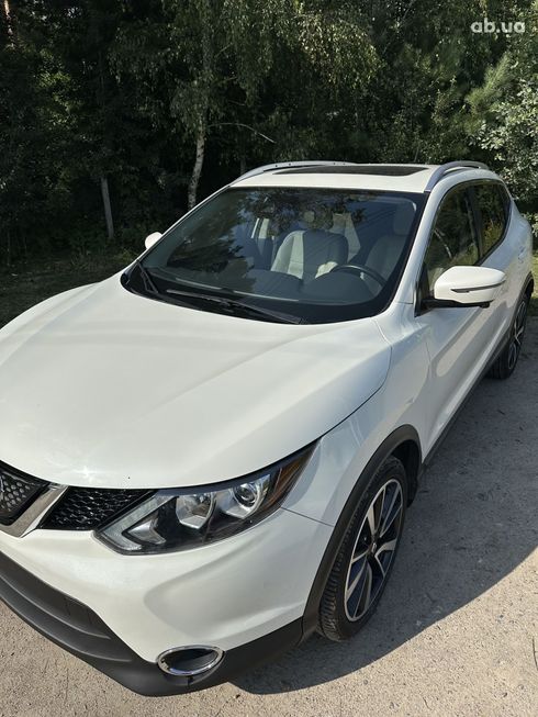 Nissan Rogue 2018 белый - фото 3