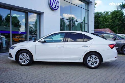 Skoda Octavia 2020 - фото 8