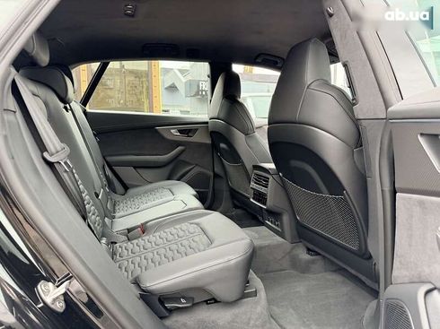 Audi RS Q8 2025 - фото 26