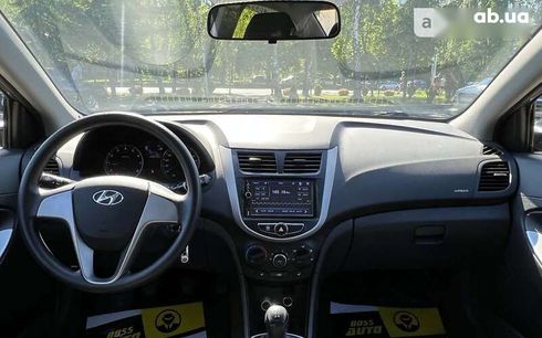 Hyundai Accent 2016 - фото 11