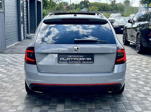 Skoda Octavia 2020 - фото 10