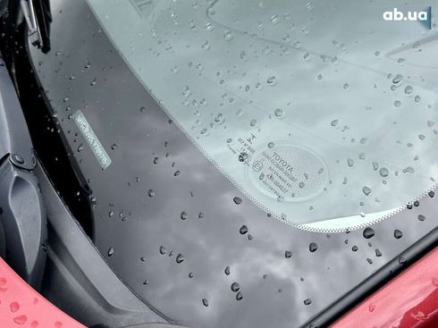 Toyota Yaris 2019 - фото 15