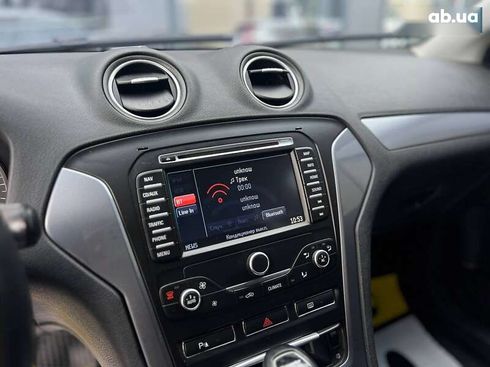 Ford Mondeo 2012 - фото 15