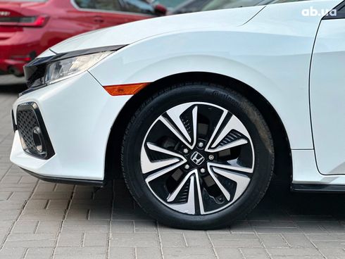 Honda Civic 2016 белый - фото 14