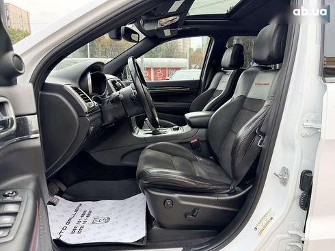 Jeep Grand Cherokee 2018 - фото 12