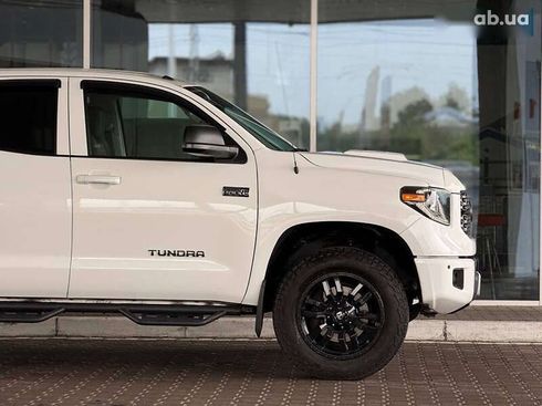Toyota Tundra 2018 - фото 15