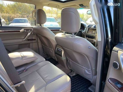 Lexus GX 2017 - фото 25