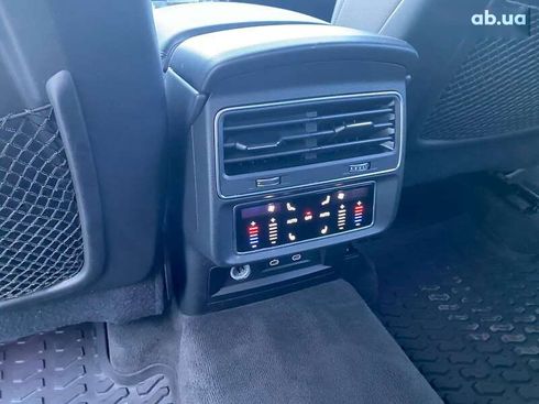Audi Q7 2021 - фото 24