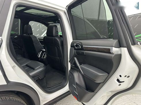Porsche Cayenne 2016 - фото 29