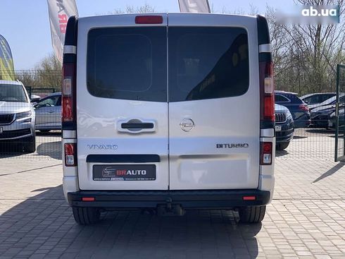 Opel Vivaro 2017 - фото 16