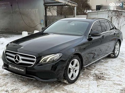 Mercedes-Benz E-Класс 2018 - фото 7