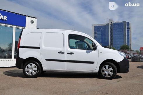 Renault Kangoo 2018 - фото 19