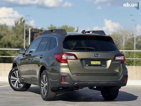 Subaru Outback 2017 - фото 17