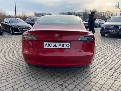 Tesla Model 3 2019 - фото 7