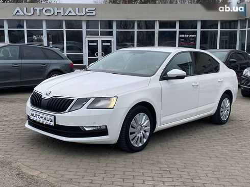 Skoda Octavia 2019 - фото 3