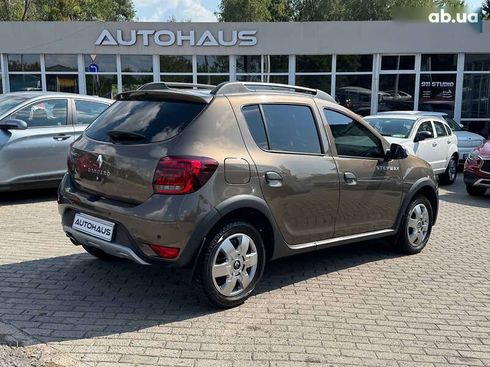 Renault Sandero 2019 - фото 8