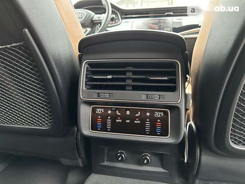 Audi RS Q8 2022 - фото 23