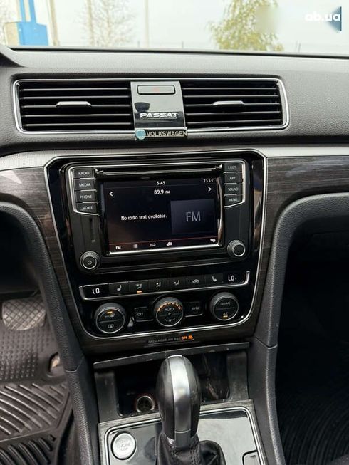 Volkswagen Passat 2017 - фото 16