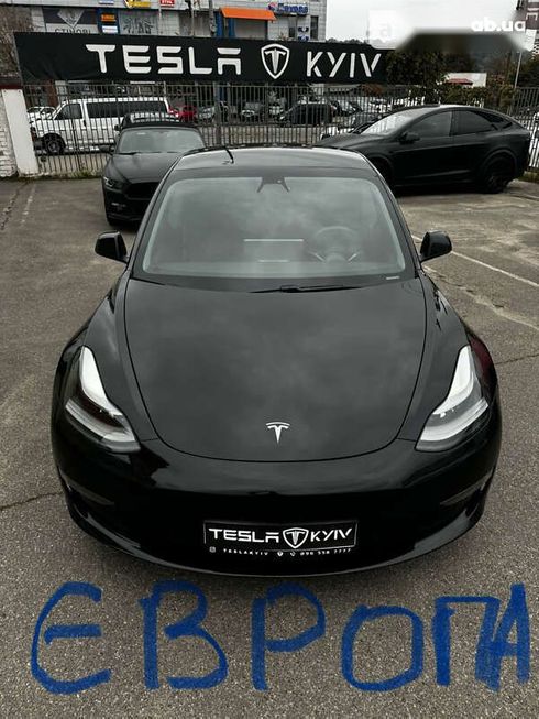 Tesla Model 3 2021 - фото 22