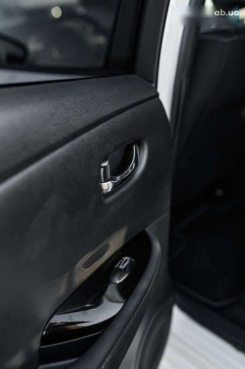 Nissan Leaf 2018 - фото 28