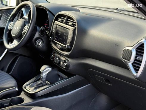 Kia Soul 2022 черный - фото 20