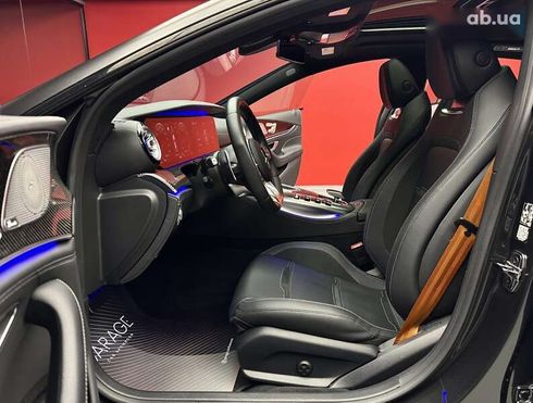 Mercedes-Benz AMG GT 4 2020 - фото 27