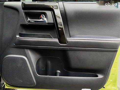 Toyota 4Runner 2021 - фото 30