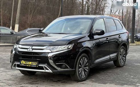 Mitsubishi Outlander 2020 - фото 3